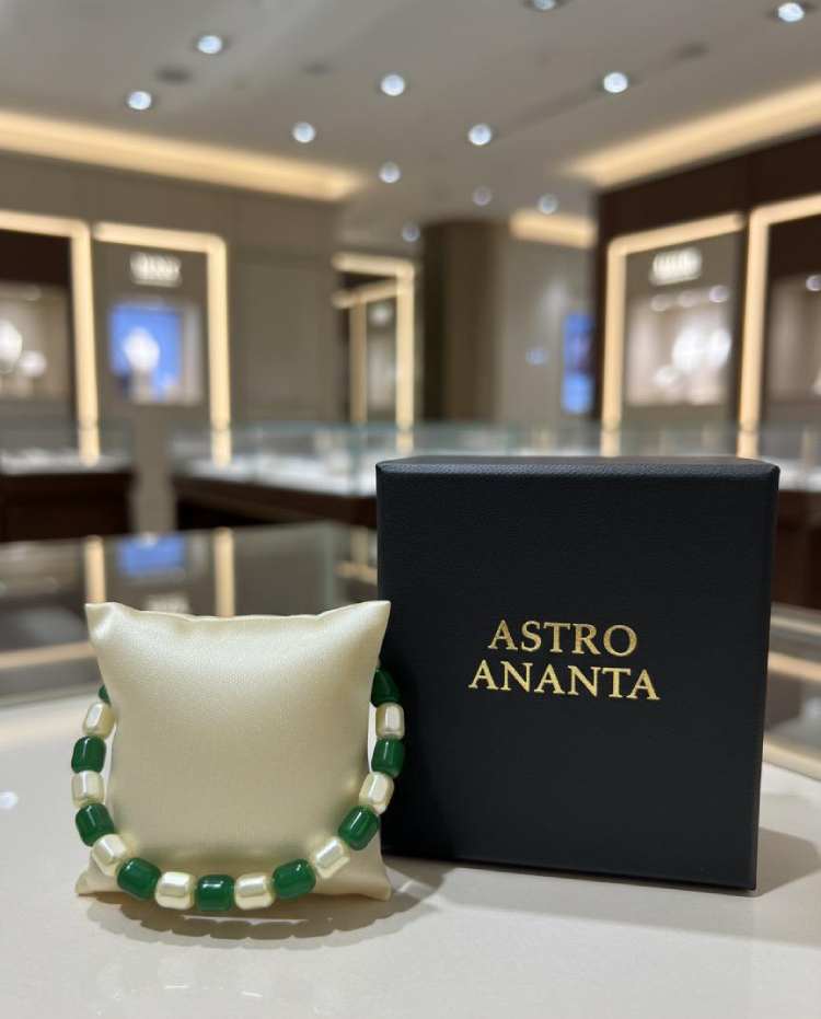 Green Jade & Yellow Agate | Prosperity, Luck & Joy Bracelet - Gallery Image 4